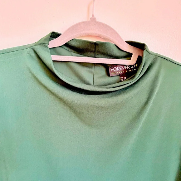 Forever 21 Green Emerald Dress Size 2XL - Picture 5 of 6